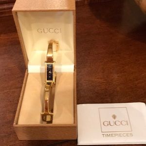 Gucci timepiece watch